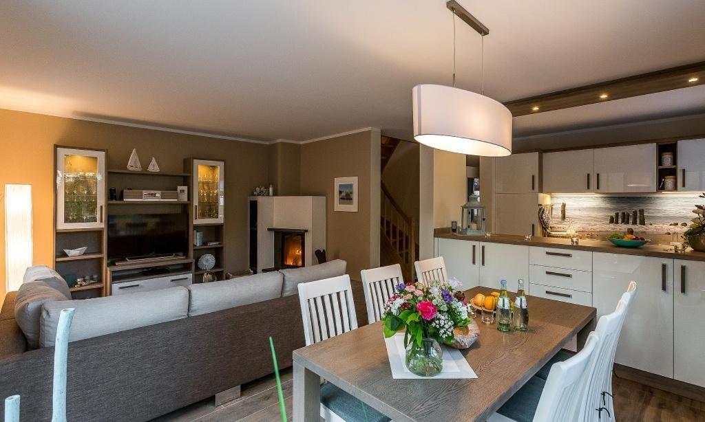 Haus Seeschwalbe Ahrenshoop Esterno foto